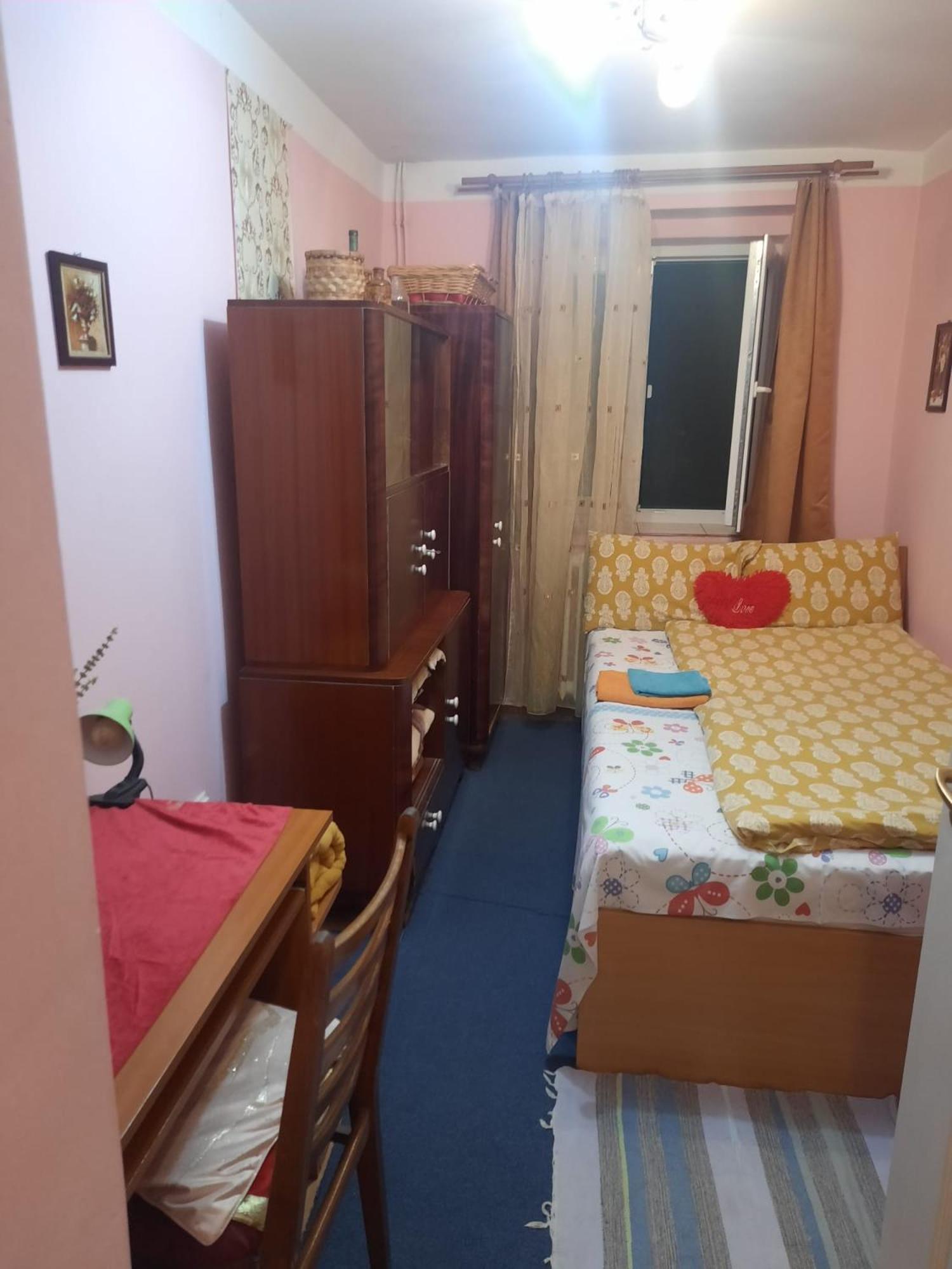 Apartament Cu Doua Camere Si Gradina Kolozsvár Kültér fotó
