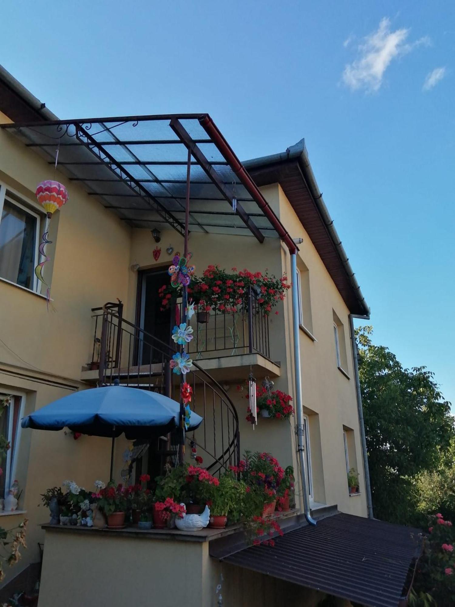 Apartament Cu Doua Camere Si Gradina Kolozsvár Kültér fotó